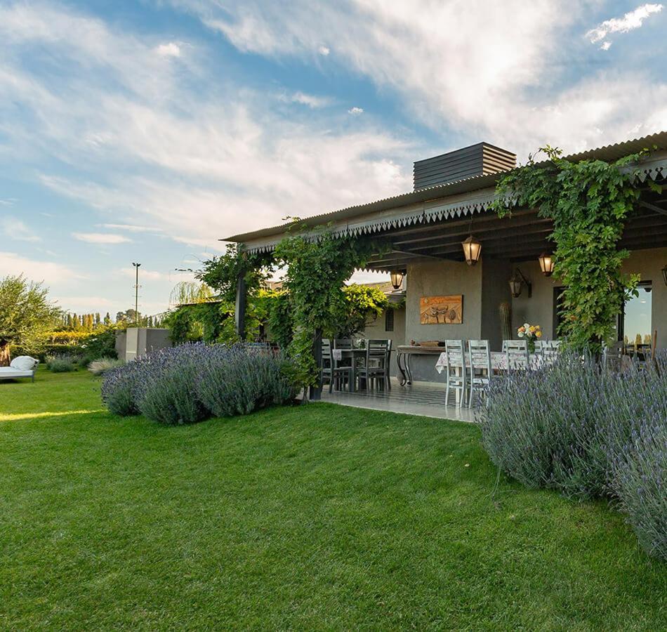 Bodega Durigutti Family Winemakers Villa Las Compuertas Exterior photo